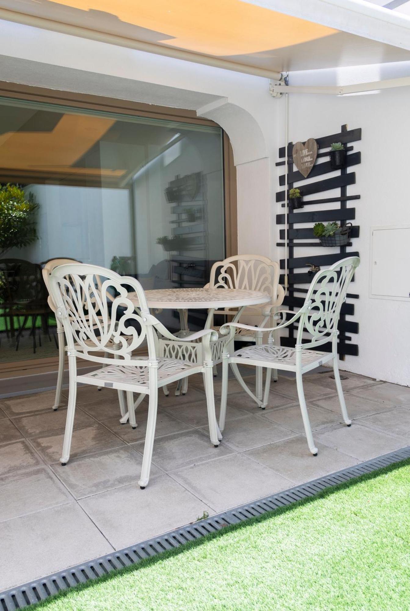 Casa Das Falcoeiras - Al Com Patio E Jardim Privados Aveiro Exteriör bild